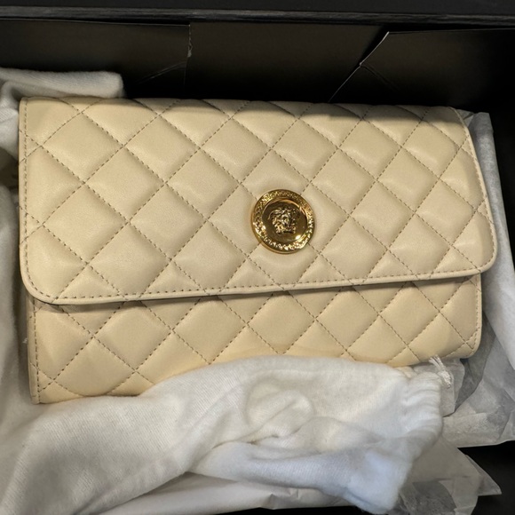 Versace bag - Picture 1 of 7